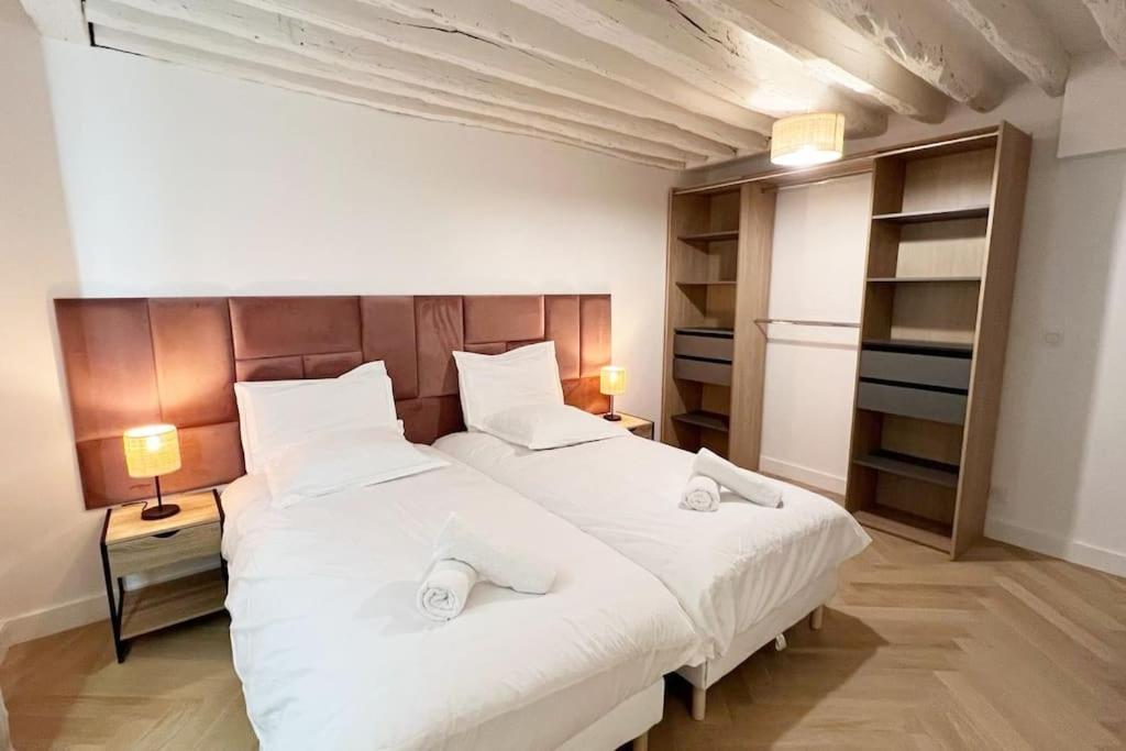 Magnificient Parisian Flat - Parisian Heart Apartment ภายนอก รูปภาพ