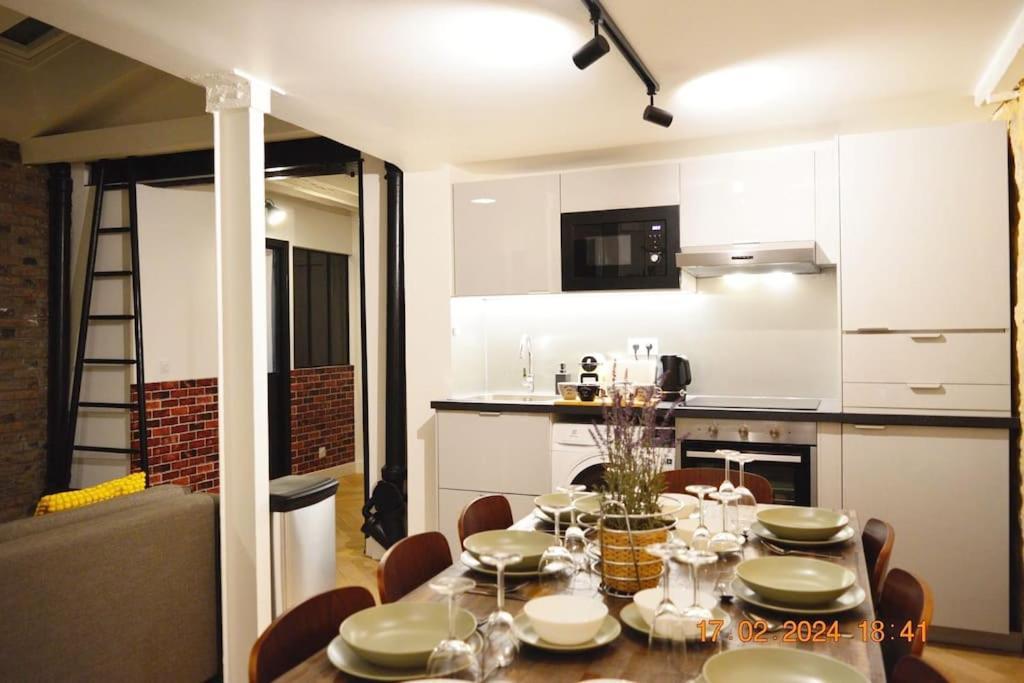 Magnificient Parisian Flat - Parisian Heart Apartment ภายนอก รูปภาพ