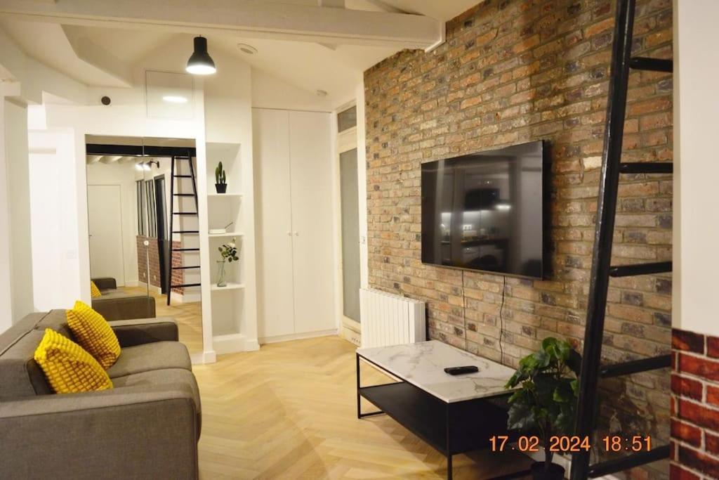 Magnificient Parisian Flat - Parisian Heart Apartment ภายนอก รูปภาพ